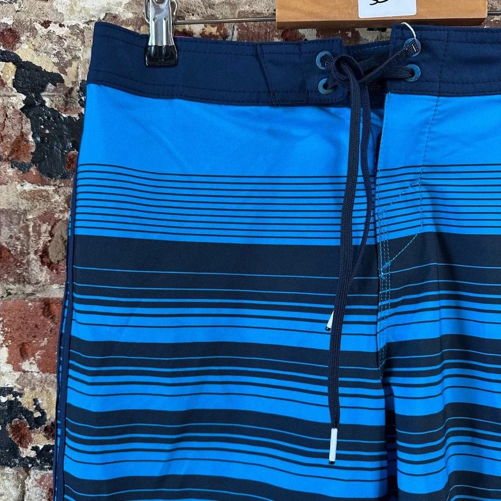 O'Neill Wave Cult Blue Board Shorts 9